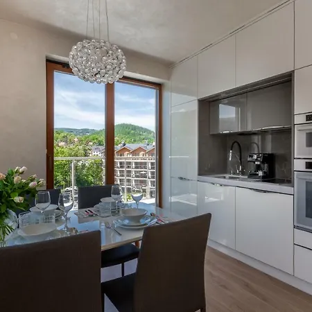 Bluesky - Ogrodnicza 7 I 9 - Z Widokiem Na Gory, W Zielonej Okolicy, Blisko Centrum I Atrakcji Karpacza Apartmán *